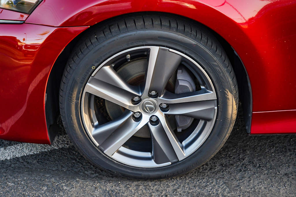 Thumbnail: 2016 Lexus GS - 6