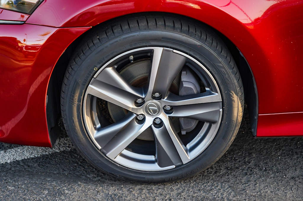 Thumbnail: 2016 Lexus GS - 6