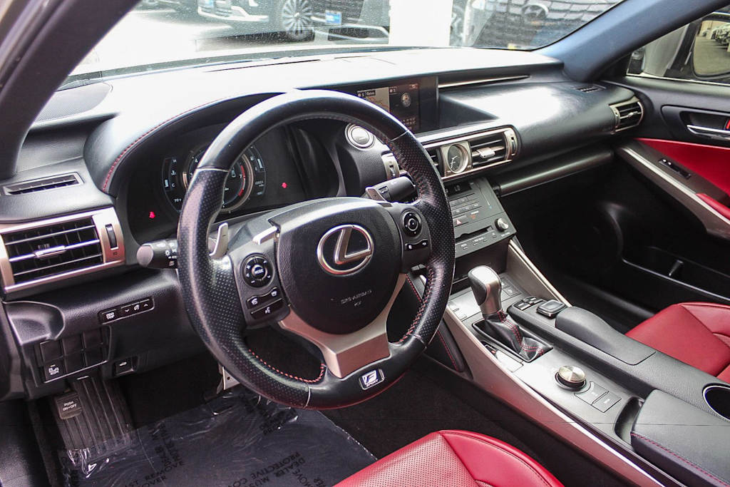 Thumbnail: 2015 Lexus IS - 28