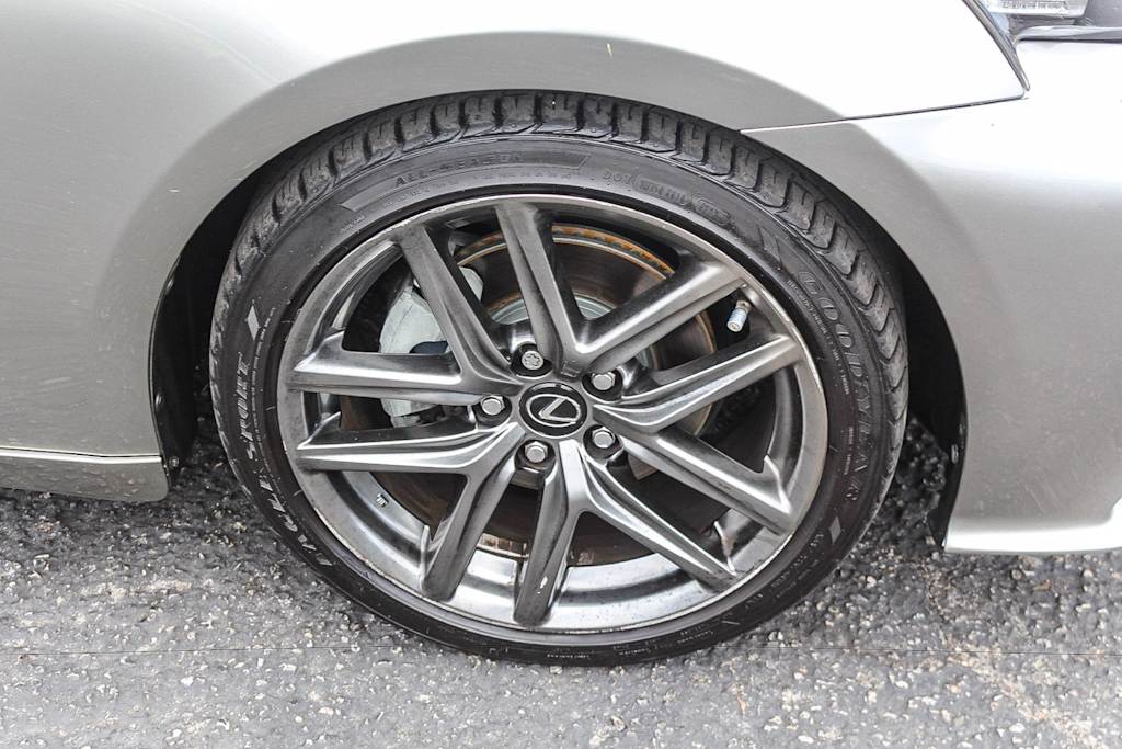 Thumbnail: 2015 Lexus IS - 25