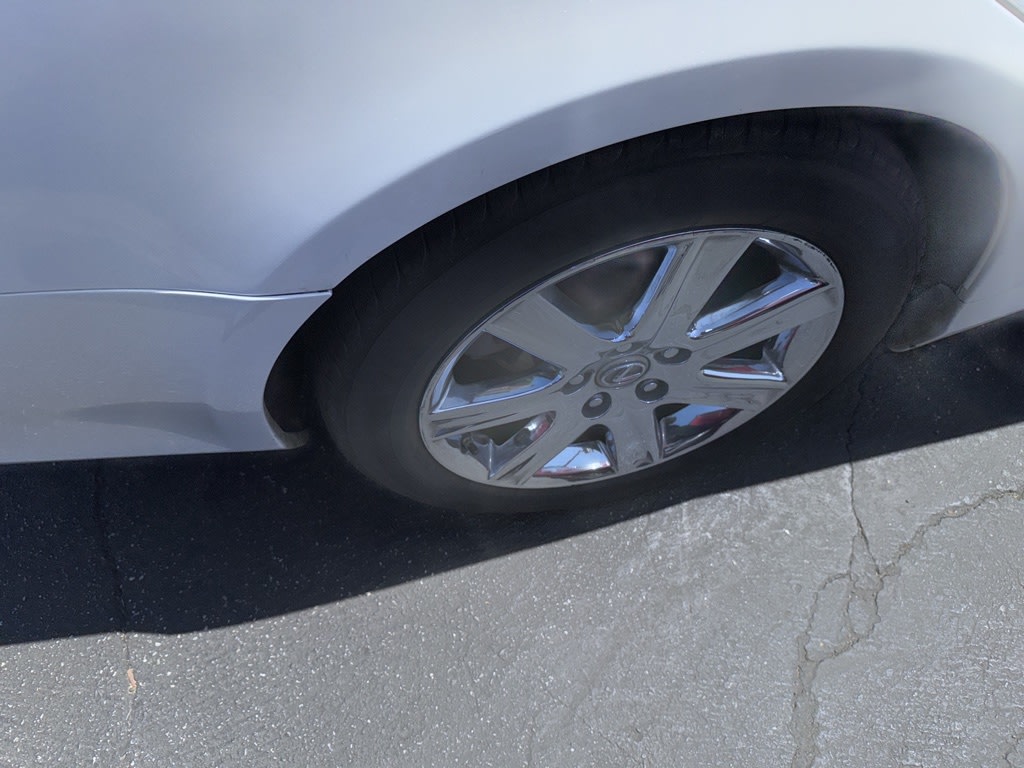 Thumbnail: 2010 Lexus ES - 16