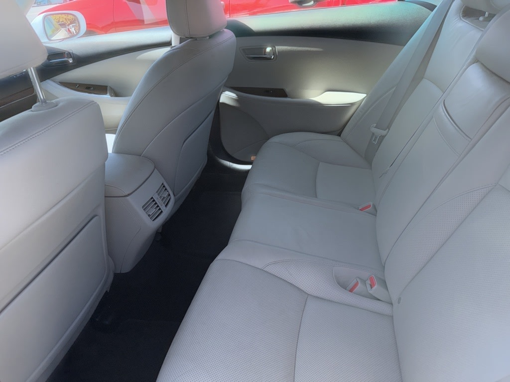 Thumbnail: 2010 Lexus ES - 12