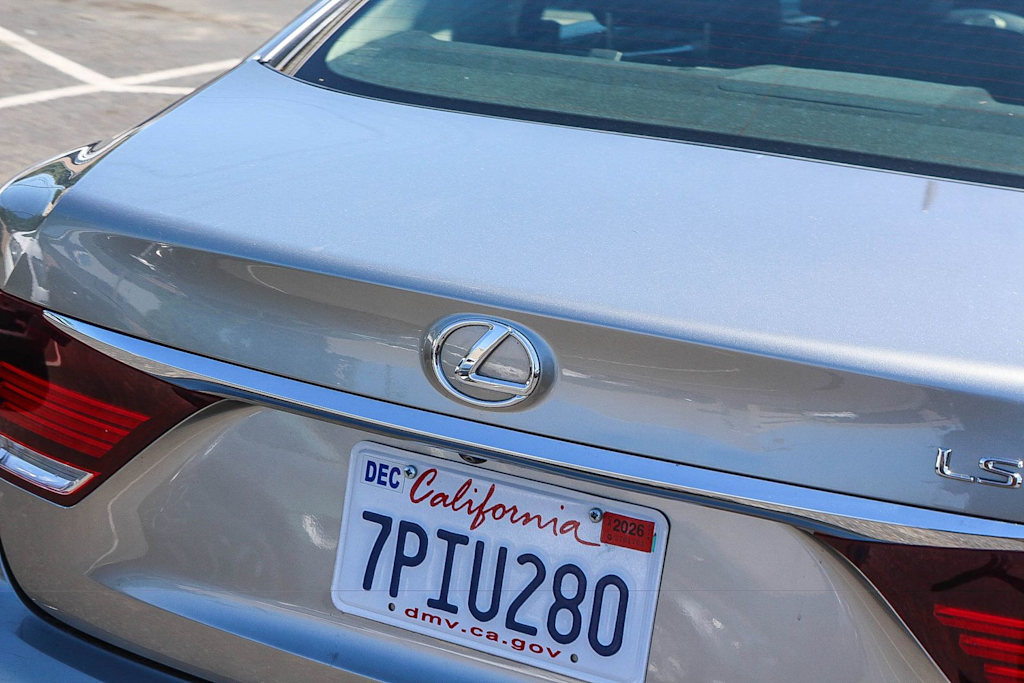 Thumbnail: 2016 Lexus LS - 6
