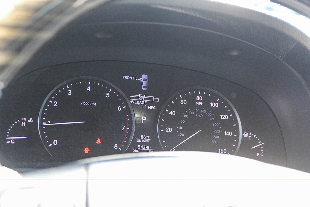 Thumbnail: 2016 Lexus LS - 16