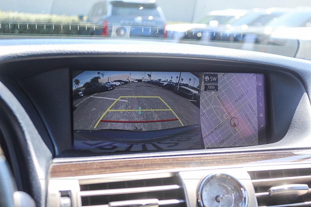 Thumbnail: 2016 Lexus LS - 30