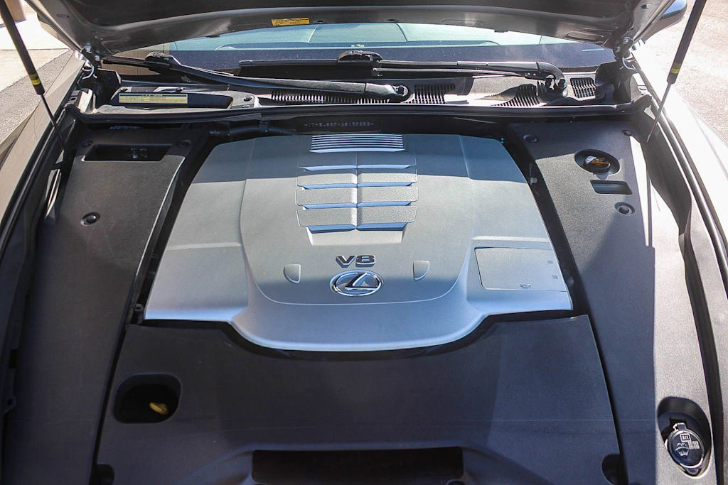 Thumbnail: 2016 Lexus LS - 32