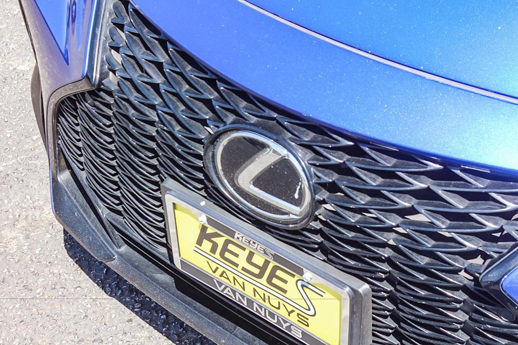 Thumbnail: 2023 Lexus IS - 24