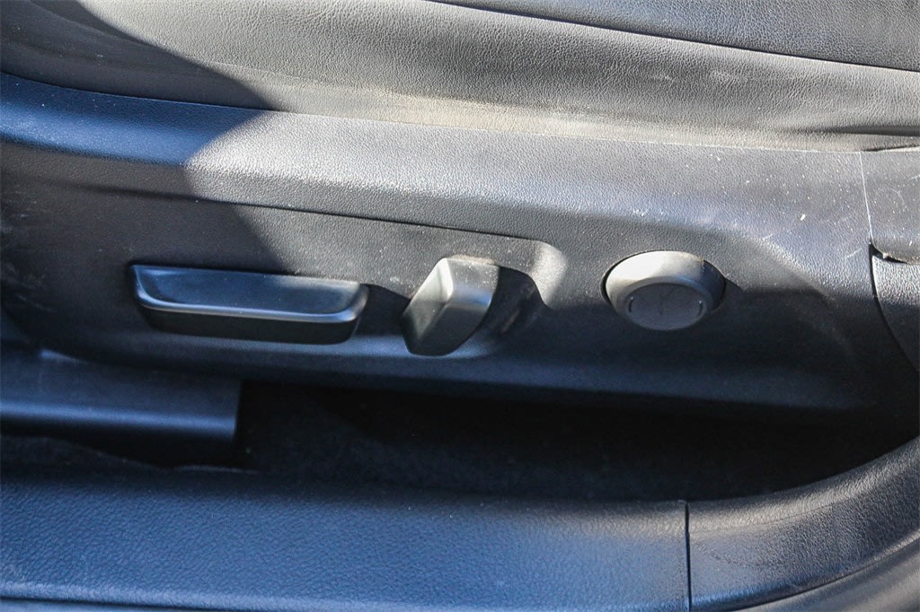 Thumbnail: 2022 Lexus IS - 29