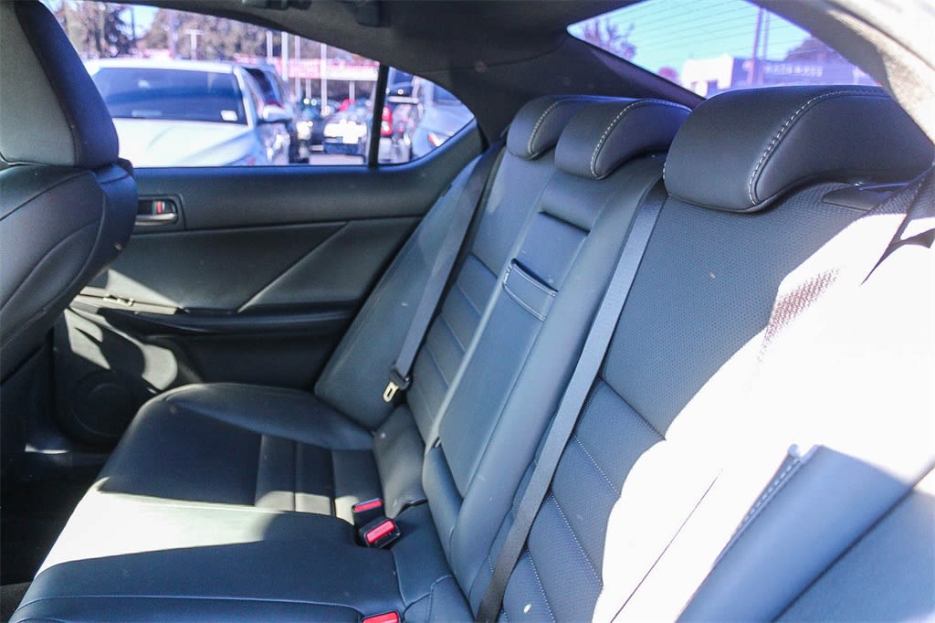 Thumbnail: 2022 Lexus IS - 11