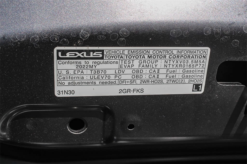 Thumbnail: 2022 Lexus IS - 19