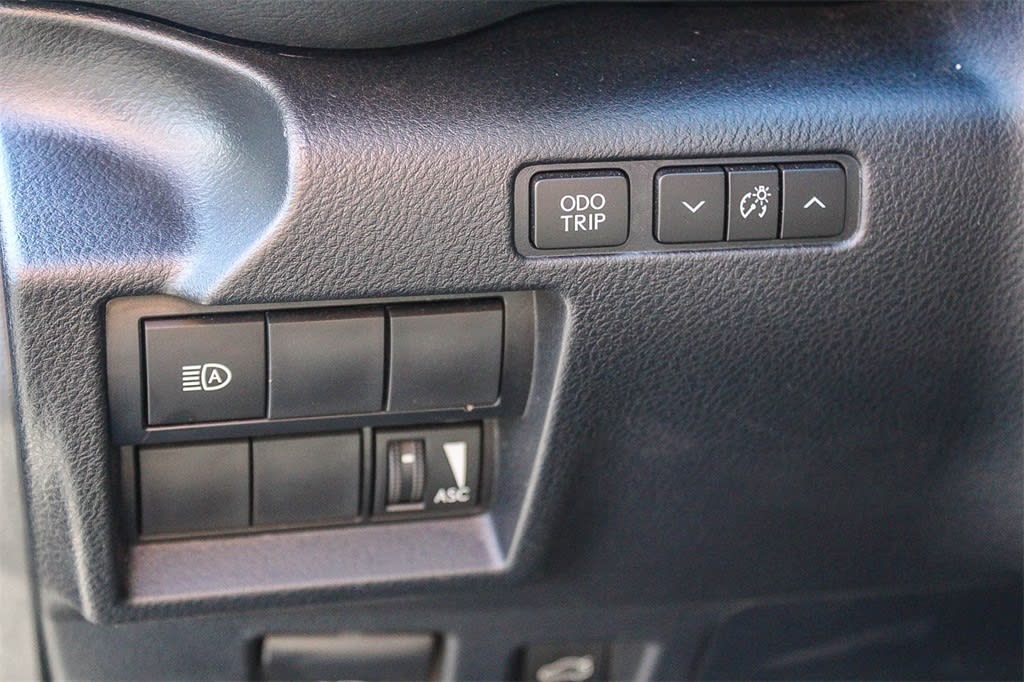 Thumbnail: 2022 Lexus IS - 30