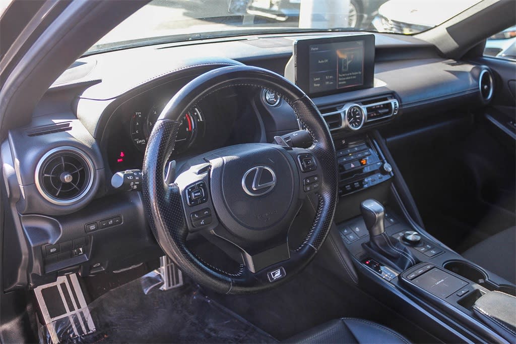 Thumbnail: 2022 Lexus IS - 27