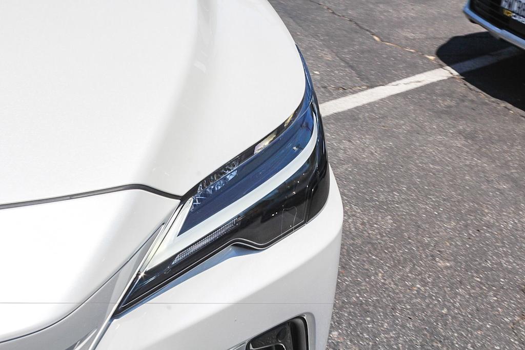 Thumbnail: 2024 Lexus RX - 23