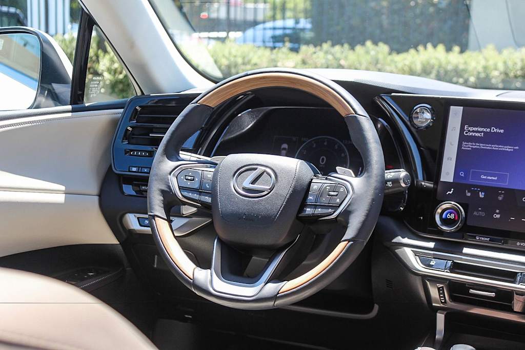 Thumbnail: 2024 Lexus RX - 9