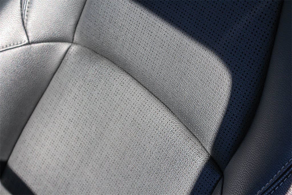 Thumbnail: 2023 Toyota bZ4X - 11