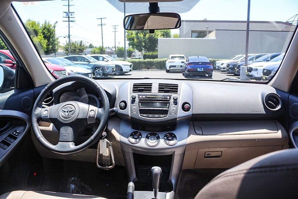 Thumbnail: 2008 Toyota RAV4 - 2