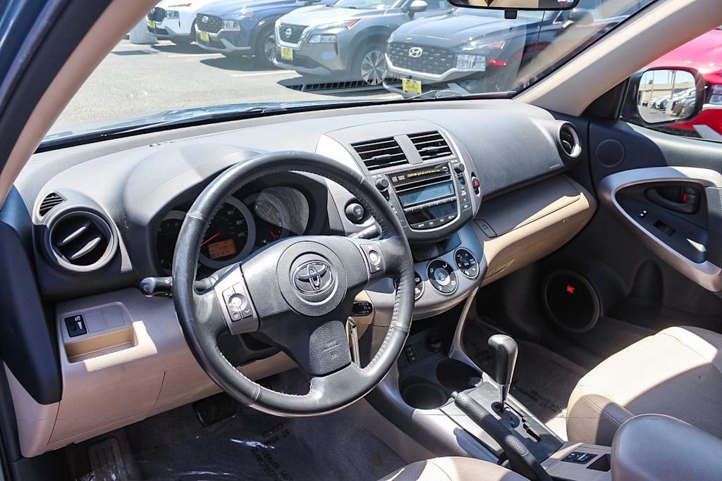 Thumbnail: 2008 Toyota RAV4 - 21