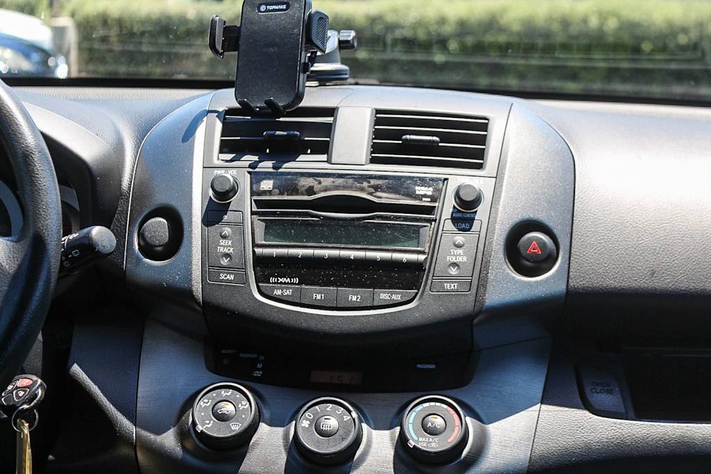 Thumbnail: 2009 Toyota RAV4 - 12