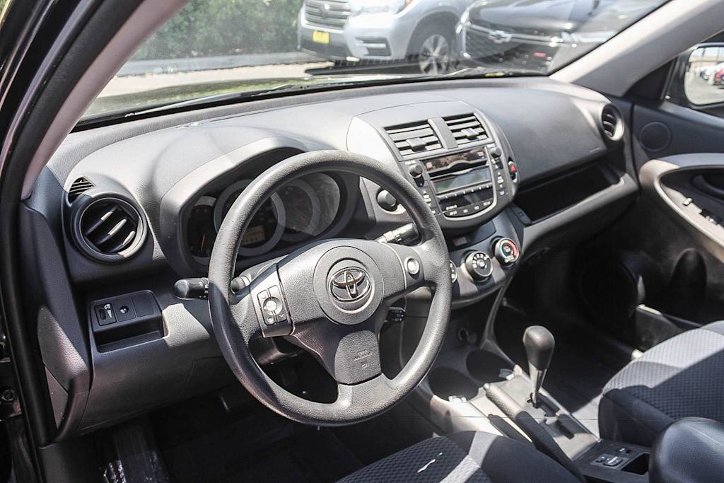 Thumbnail: 2009 Toyota RAV4 - 24