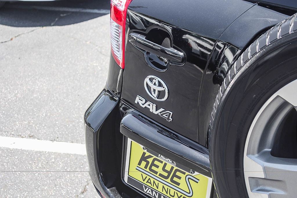 Thumbnail: 2009 Toyota RAV4 - 4
