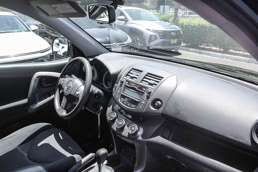 Thumbnail: 2009 Toyota RAV4 - 11