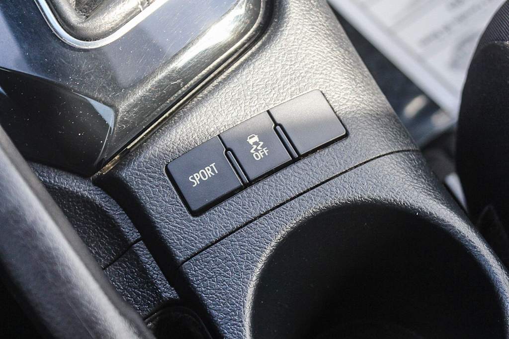 Thumbnail: 2018 Toyota Corolla iM - 31