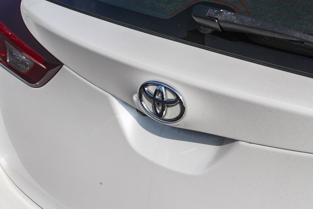 Thumbnail: 2018 Toyota Corolla iM - 6