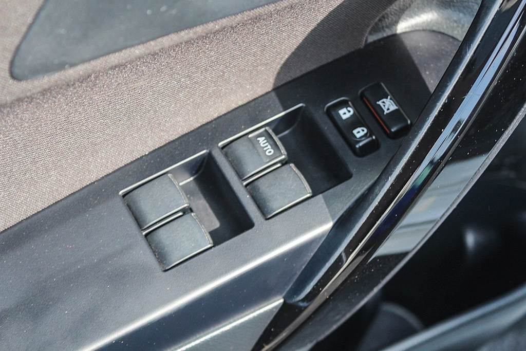 Thumbnail: 2018 Toyota Corolla iM - 26