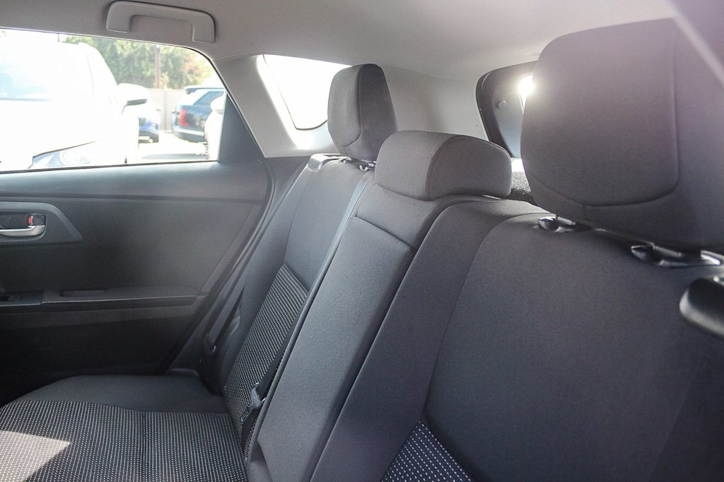 Thumbnail: 2018 Toyota Corolla iM - 11