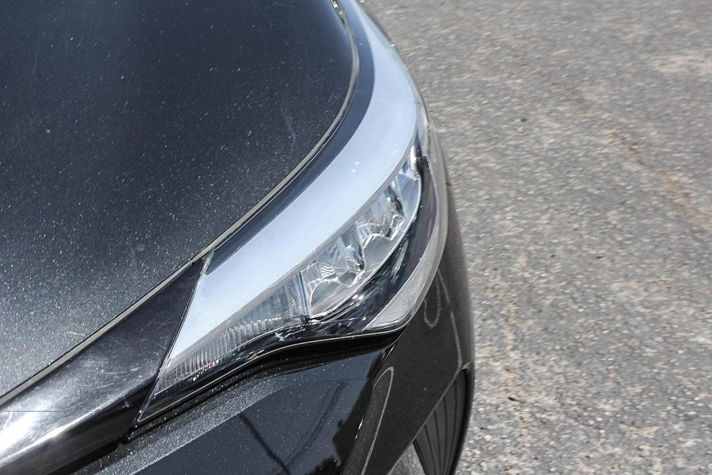 Thumbnail: 2021 Toyota C-HR - 21