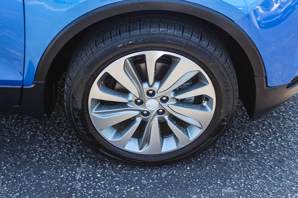 Thumbnail: 2017 Buick Encore - 23