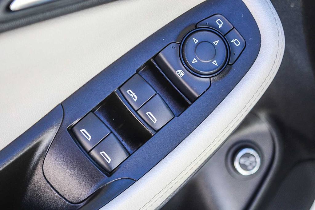 Thumbnail: 2023 Buick Encore GX - 28