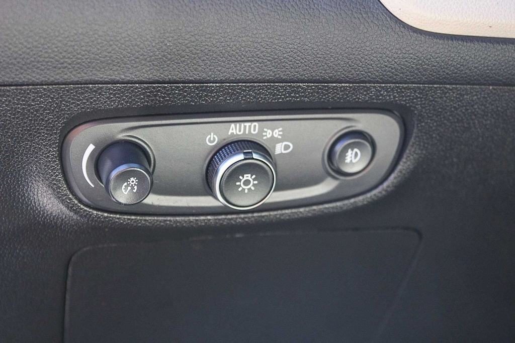 Thumbnail: 2023 Buick Encore GX - 30