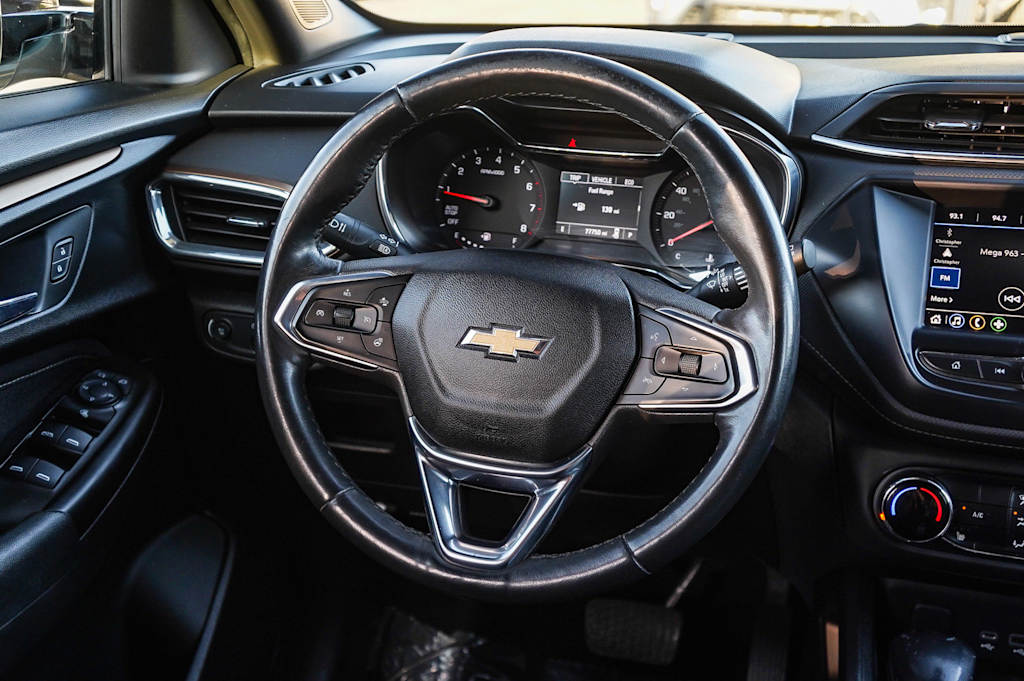 Thumbnail: 2022 Chevrolet TrailBlazer - 8