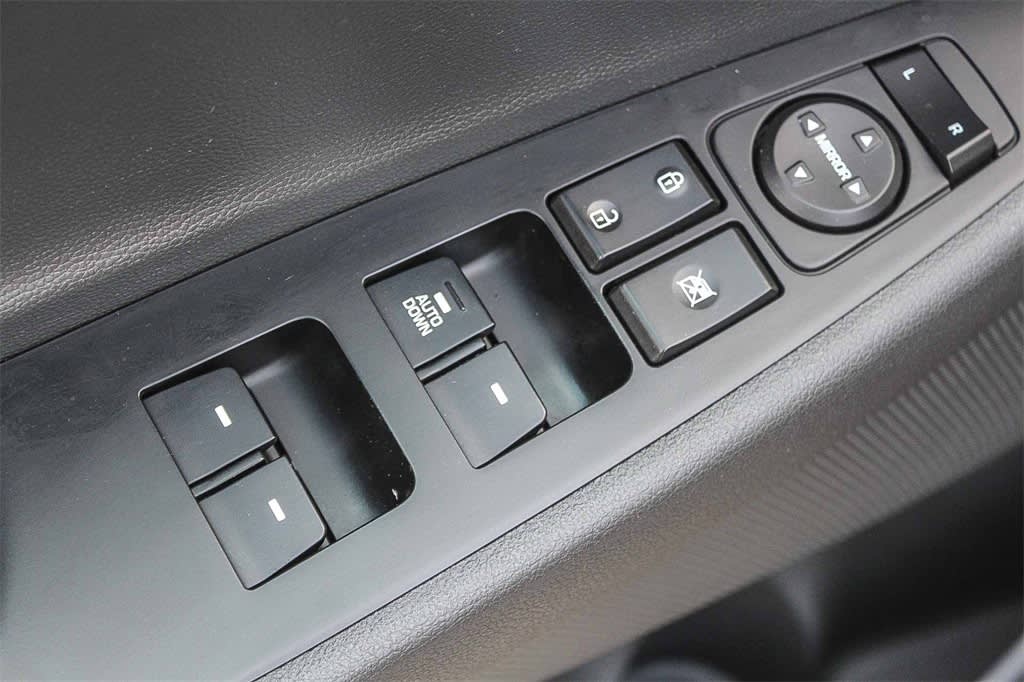 Thumbnail: 2020 Hyundai Tucson - 28