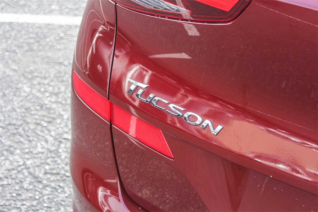 Thumbnail: 2020 Hyundai Tucson - 6