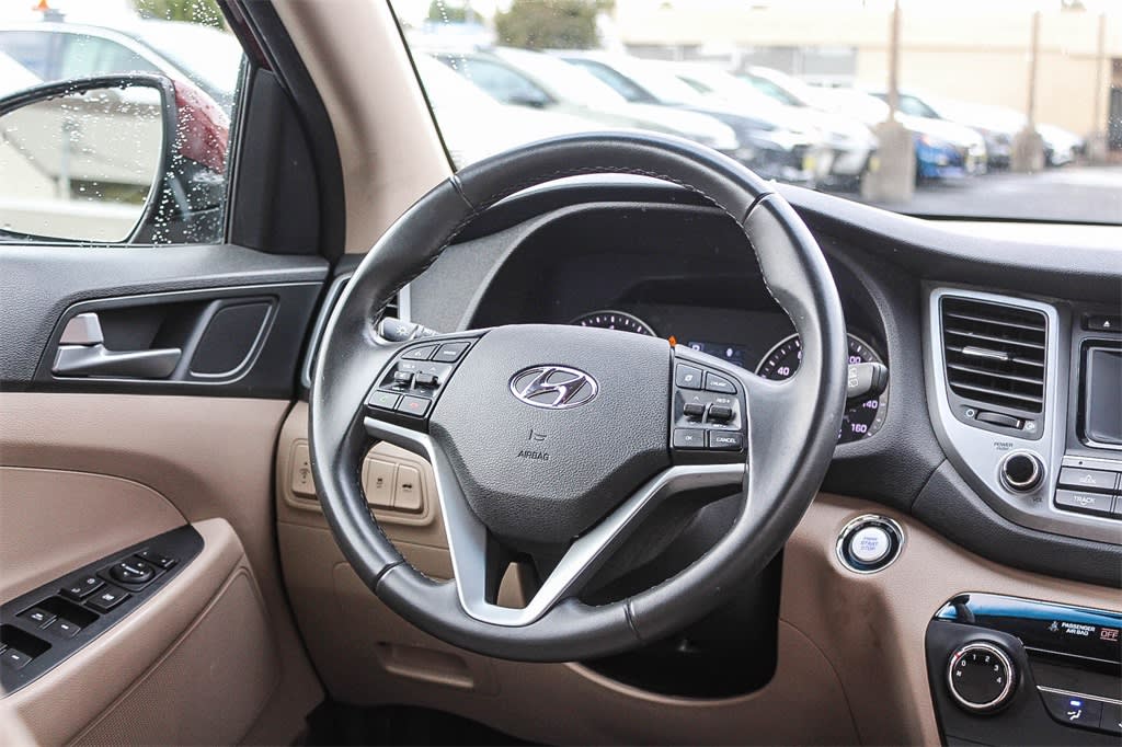 Thumbnail: 2016 Hyundai Tucson - 11