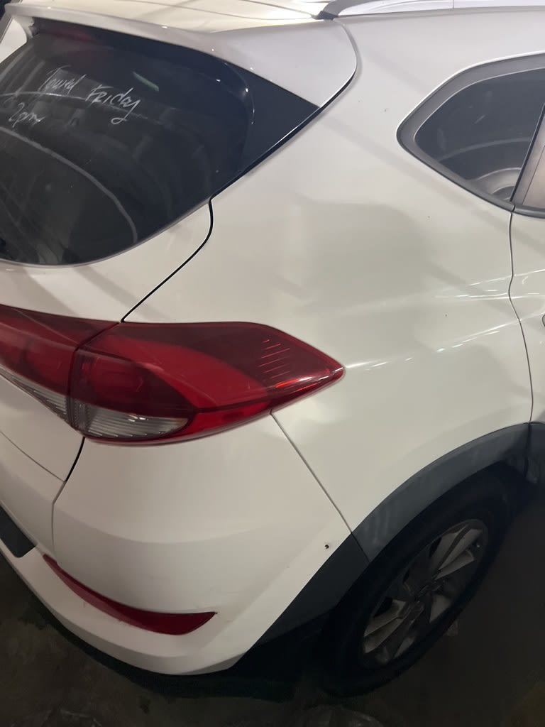 Thumbnail: 2016 Hyundai Tucson - 8
