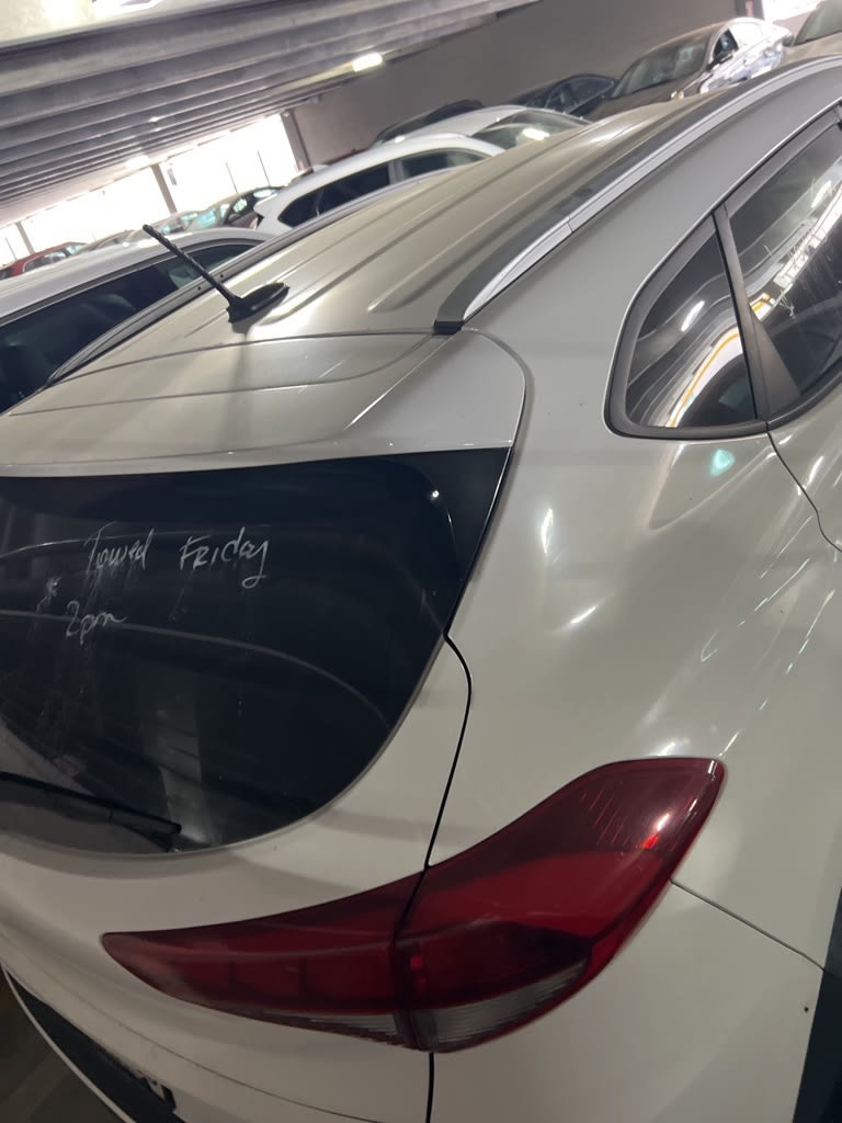 Thumbnail: 2016 Hyundai Tucson - 9