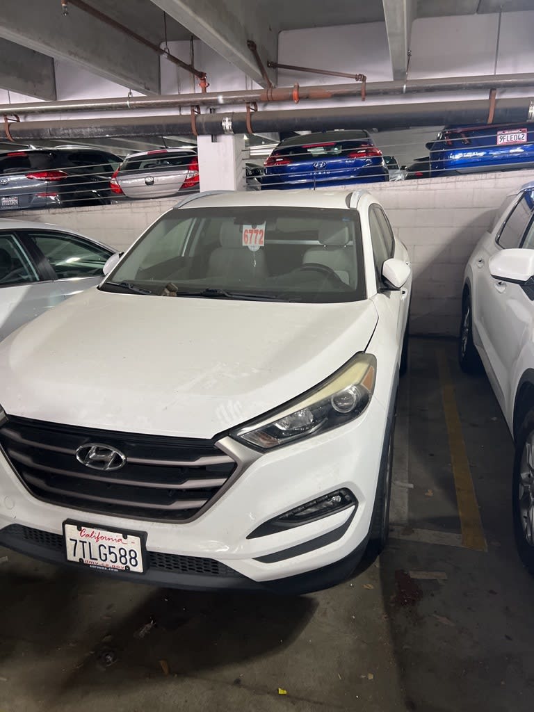 Thumbnail: 2016 Hyundai Tucson - 6