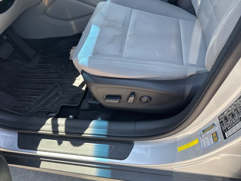 Thumbnail: 2018 Hyundai Tucson - 15