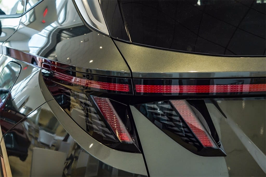 Thumbnail: 2025 Hyundai Tucson - 18