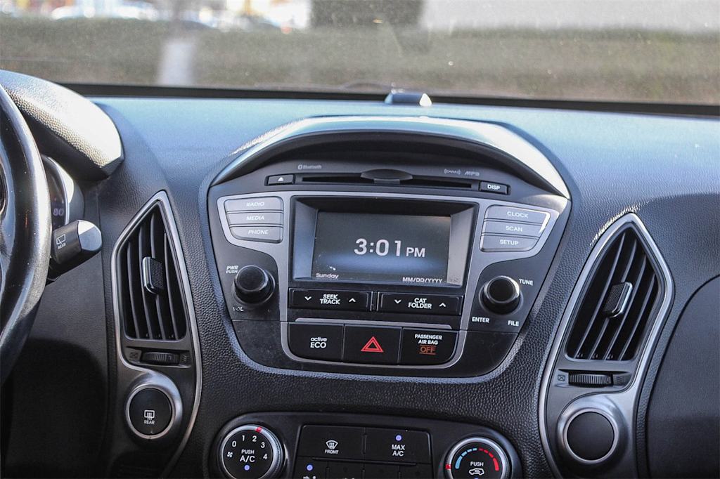 Thumbnail: 2014 Hyundai Tucson - 25