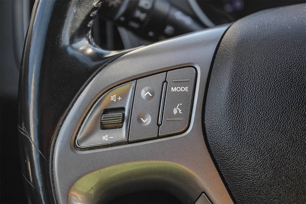 Thumbnail: 2014 Hyundai Tucson - 29