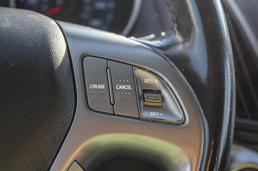 Thumbnail: 2014 Hyundai Tucson - 30