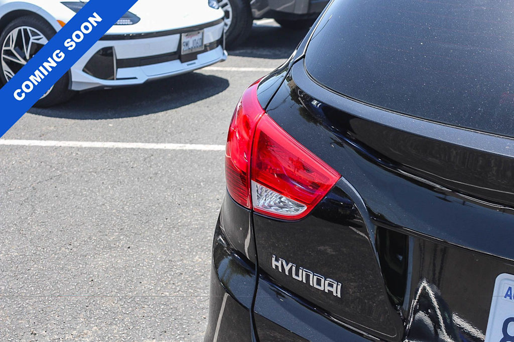 Thumbnail: 2011 Hyundai Tucson - 20
