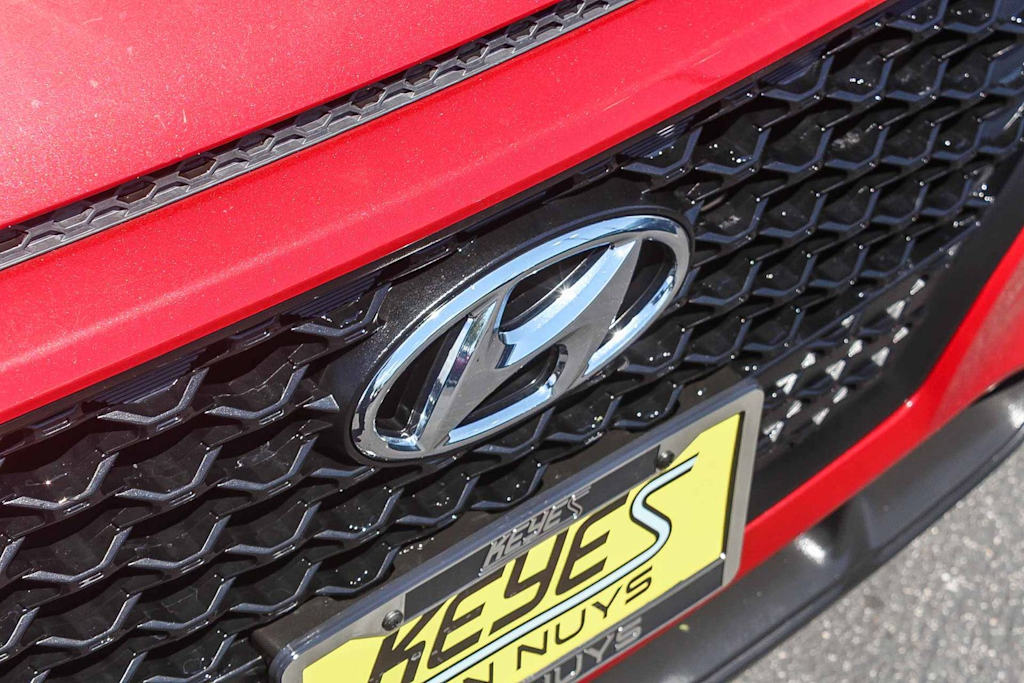 Thumbnail: 2021 Hyundai Kona - 24