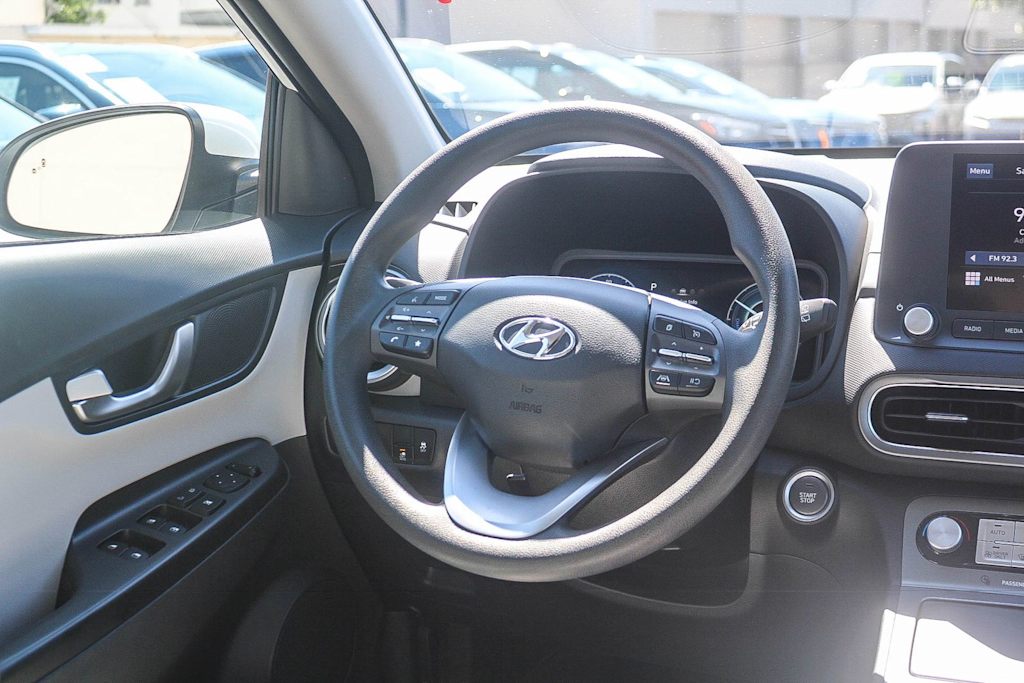 Thumbnail: 2023 Hyundai Kona - 9