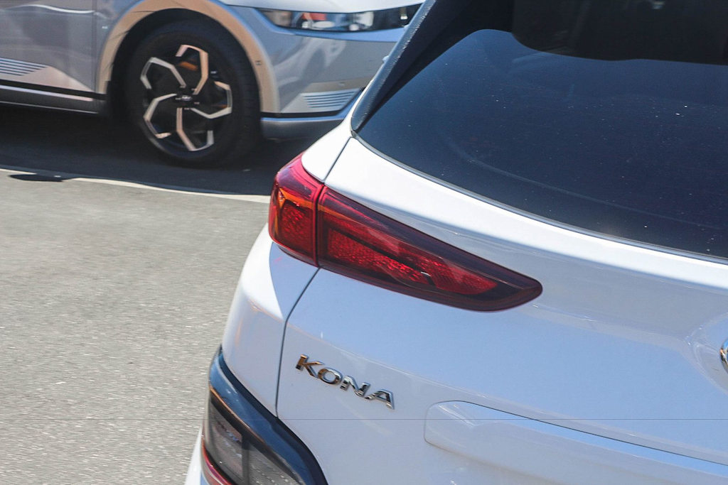 Thumbnail: 2023 Hyundai Kona - 6