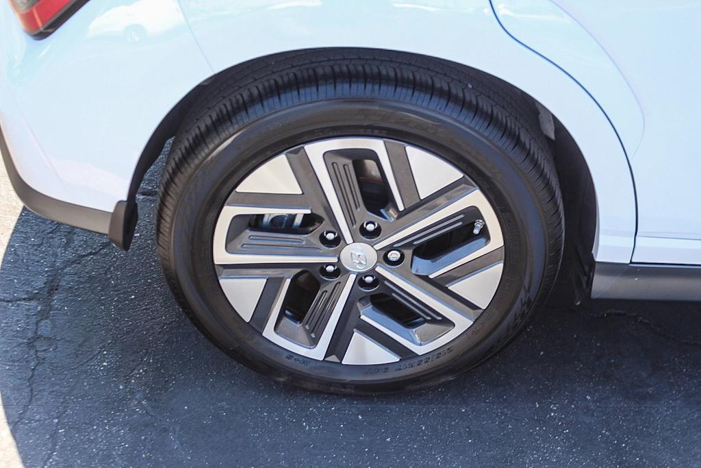 Thumbnail: 2023 Hyundai Kona - 7